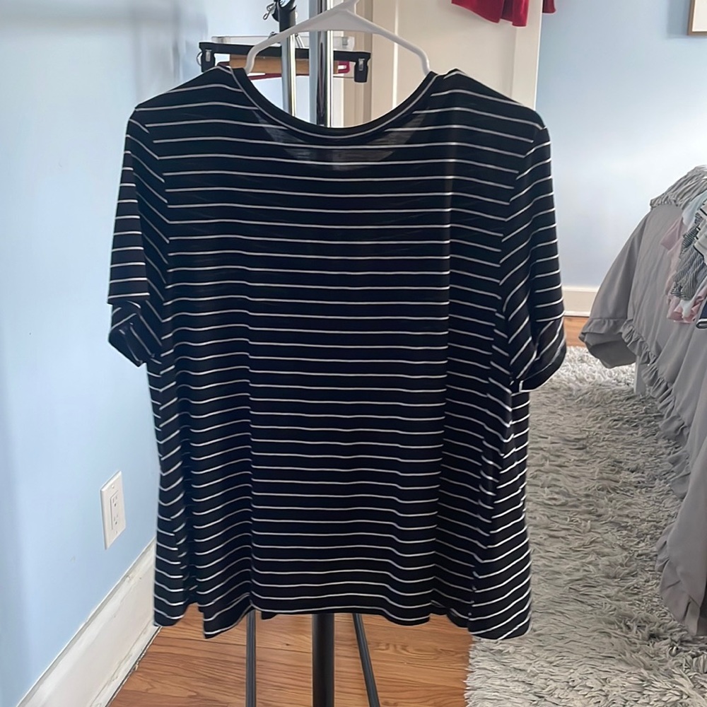 Old Navy active tee